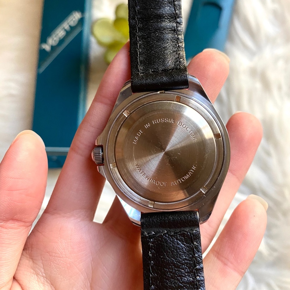 SOLD New Vostok russian watch - Picture 4 of 7